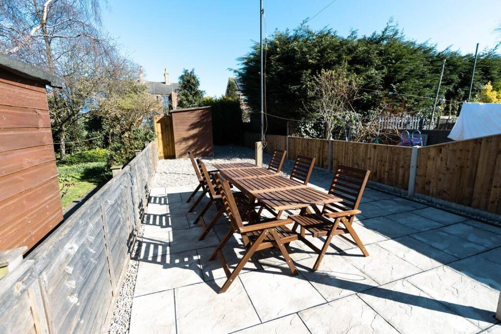 Fully Refurbished Property-March 22-Next To Beach Lowestoft Extérieur photo